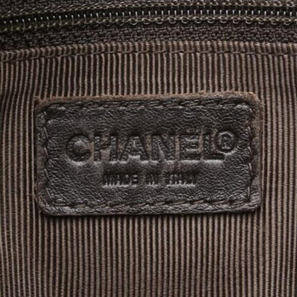 Authentic CHANEL CC Wild Stitch Vintage Quilted Bowler Hand Bag Lambskin - Picture 7 of 10